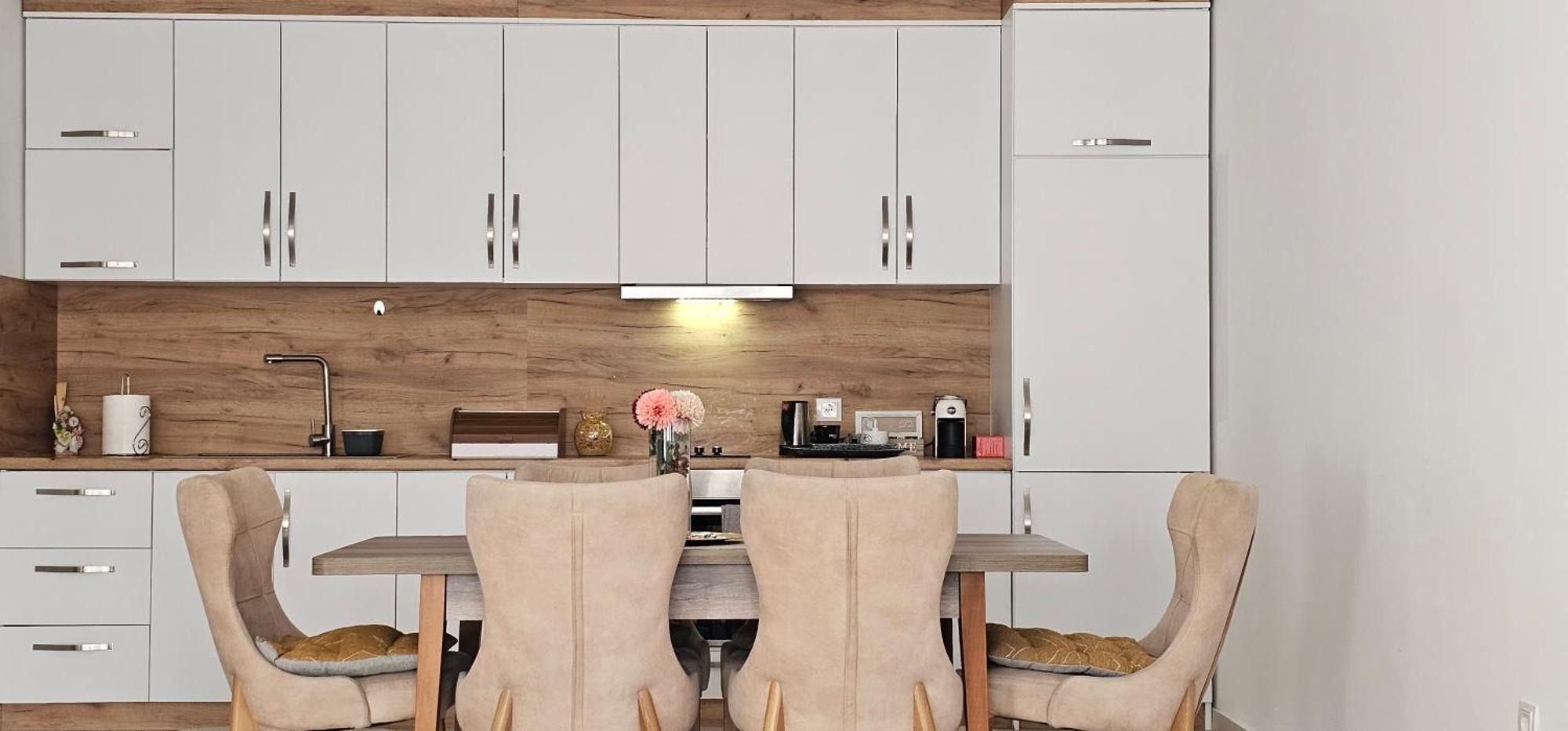 פריזאי Cozy Apartment - 2 Bedrooms In The Best City Area. מראה חיצוני תמונה